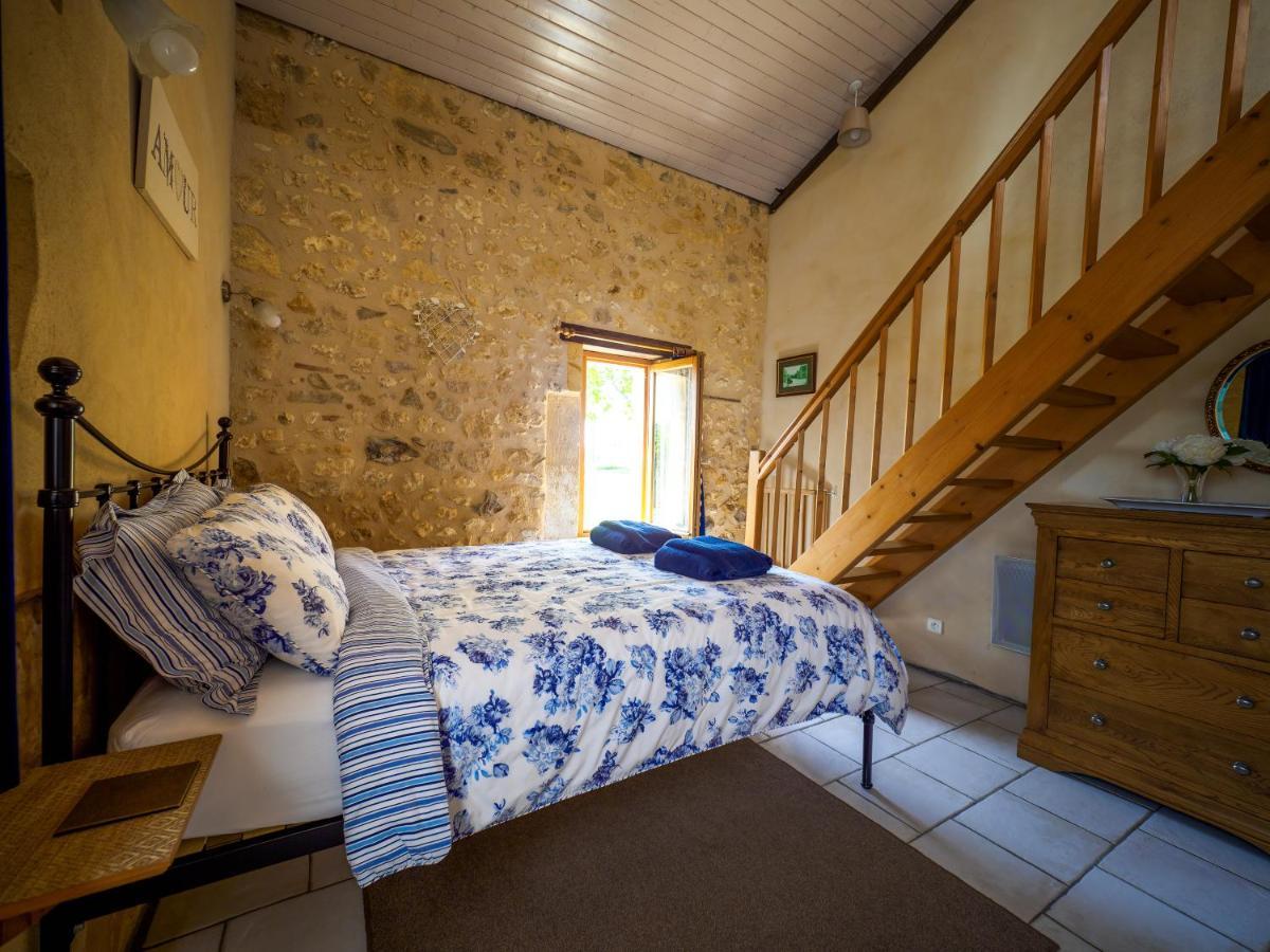 Villa Le Nid De Faucons Lalinde Esterno foto