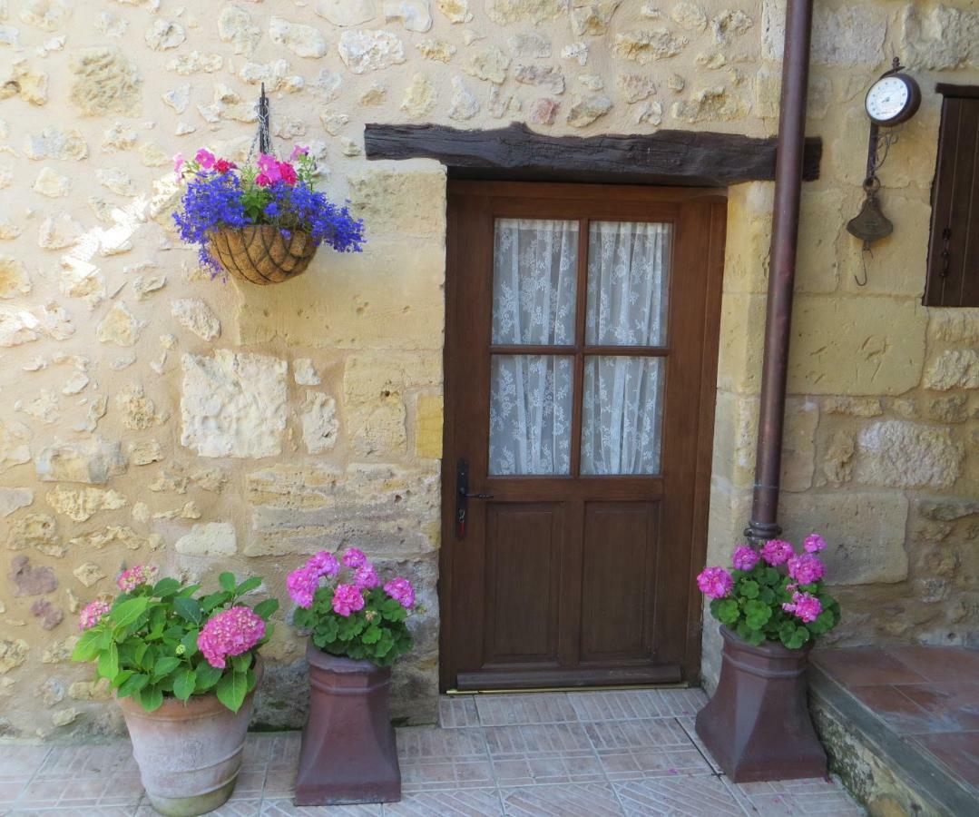 Villa Le Nid De Faucons Lalinde Esterno foto